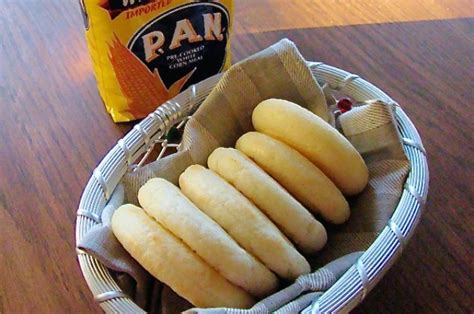 Traditional Venezuelan Arepas Recipe - SAVOIR FAIRE by enrilemoine