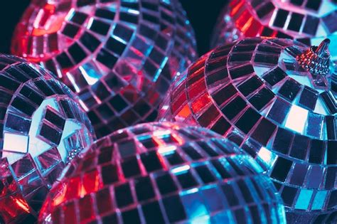 Premium Photo Group Of Shiny Disco Balls On Dark Close Up