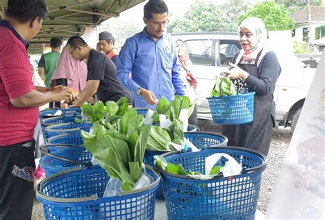 Jualan Agro Madani Di Jajahan Pasir Mas Bantu Mangsa Banjir Astro Awani