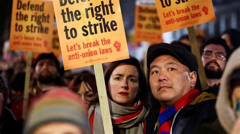 Uk Workers Plan Large Scale Strike In Response To New Labor Law