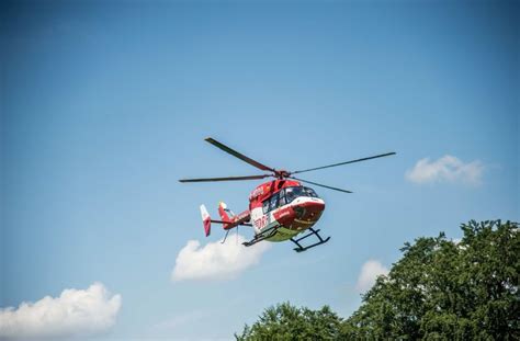 Bei Dem Unfall Zwischen Lenningen Und Schopfloch Im Landkreis Esslingen