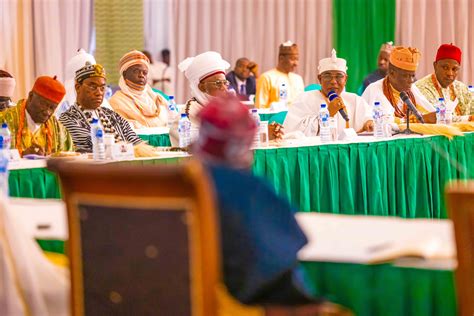 Tinubu Meets With Oba Of Benin In Aso Rock An Net