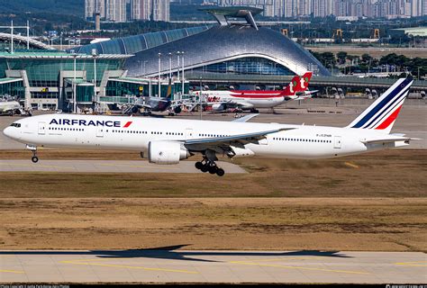 F Gznr Air France Boeing Er Photo By Junha Park Korea Aero