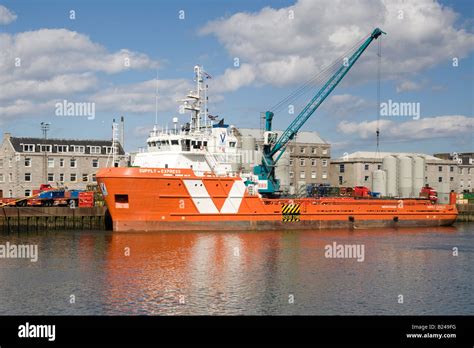 North Sea Rig Supply Vessel Hi Res Stock Photography And Images Alamy