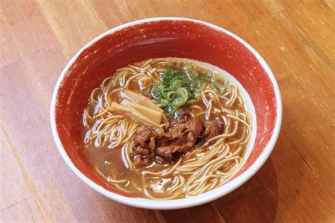 徳島ラーメン人気店『麺王』に持ち帰り限定メニューが！ボリューム満点の丼を召し上がれ。