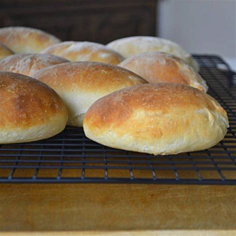 Easy No Fuss Dinner Rolls Papo Secos Baking Bread Recipes