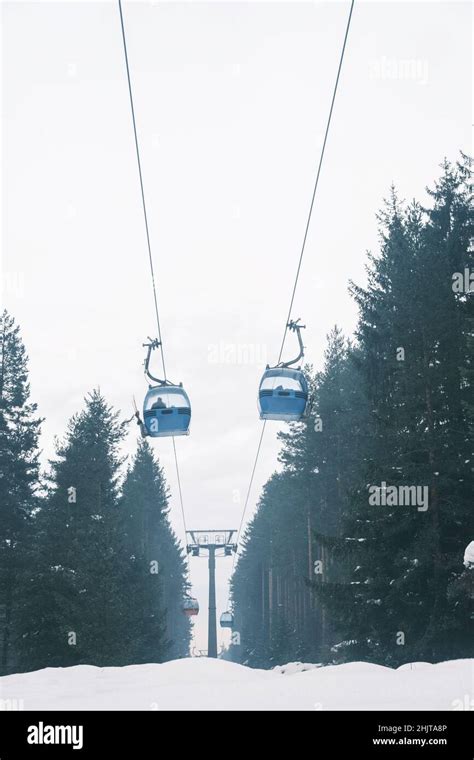 Gondola lift at ski resort in winter Stock Photo - Alamy