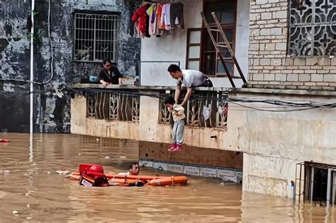 【有片】廣東「百年一遇」暴雨成災 多棟民宅遭土石掩埋傷亡仍未明 上報 國際