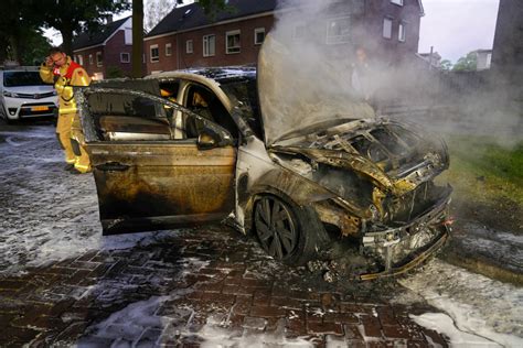 Auto Brandt Volledig Uit In Helmond 112Brabant