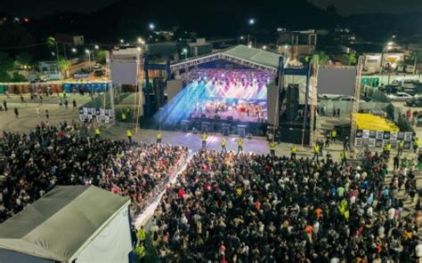 P Blico Lota Nova Arena De Eventos Da Baixada Em Duque De Caxias