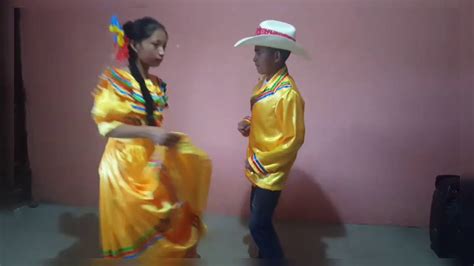 Canción Folklórica Sos Un Ángel Youtube