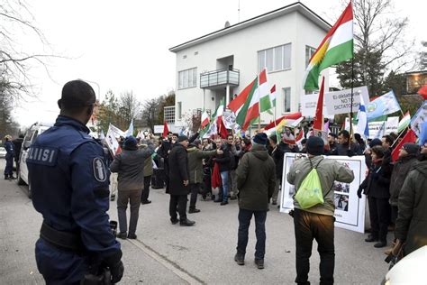 El Régimen Iraní Amenazó A Los Medios Locales Para Que Cubrieran Las Protestas En El País De