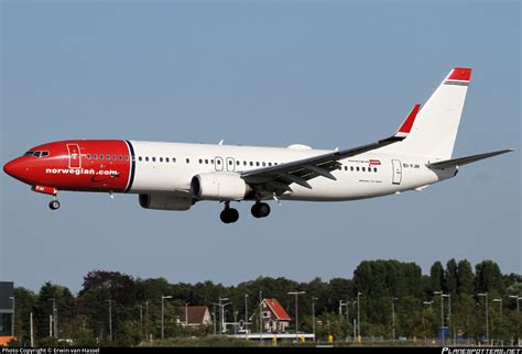 EI FJH Norwegian Air International Boeing 737 8JP WL Photo By Erwin