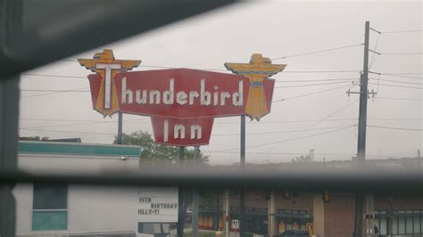 The ICONIC Thunderbird Inn Quick Room Tour Savannah Ga YouTube