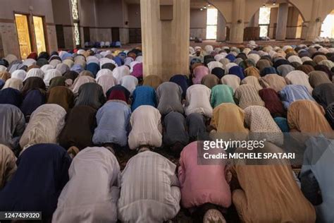 Nigerian National Mosque Photos And Premium High Res Pictures Getty