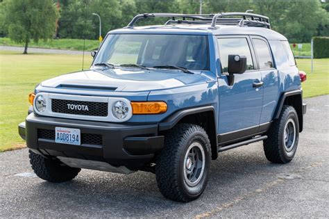 14k Mile 2014 Toyota FJ Cruiser Trail Teams Ultimate Edition For Sale