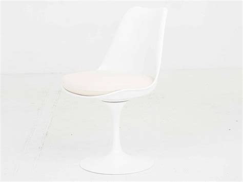 Knoll Tulip Stuhl Von Eero Saarinen Mit Beigem Sitzkissen Kaufen Auf