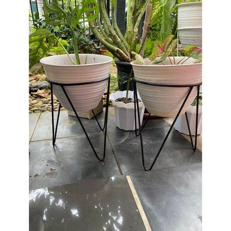 Jual Dudukan Pot Standing Minimalis Tatakan Pot Besi Tatakan Pot