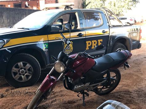 Motociclista Preso Ap S Trafegar Na Contram O E Embriagado Em Guas