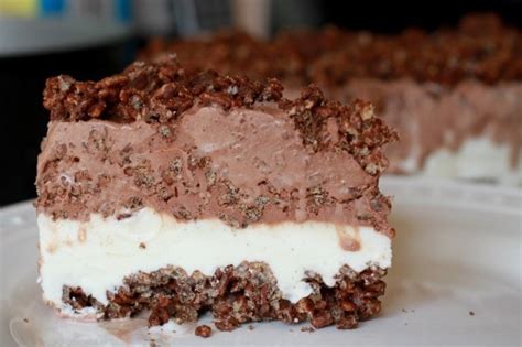 Homemade Ice Cream Crunch Cake The Frugal Girl