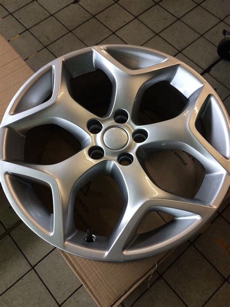 Ford Focus St Alloy Wheels Inch In Middleton West Yorkshire Gumtree