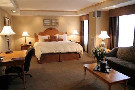 Ambassador Hotel - Milwaukee Milwaukee, Wisconsin, US - Reservations.com