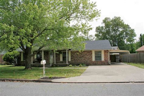 847 Southview Dr, Dyersburg, TN 38024 | Trulia