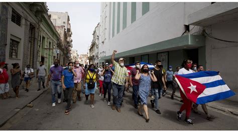 Un Muerto M S De Detenidos Y Sin Internet Tras Las Protestas En