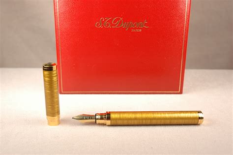 S.T. Dupont - Pens and Ephemera for Sale at the Pen Market