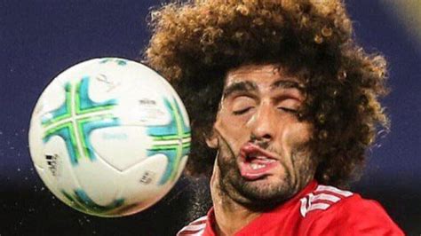 Man. United's Marouane Fellaine gets hit in the face; immediately becomes a meme - CBSSports.com