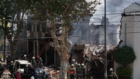 Terrible explosión e incendio por un escape de gas en Villa Devoto