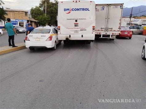 Transporte De Personal Nuevamente Protagoniza Accidente En Saltillo