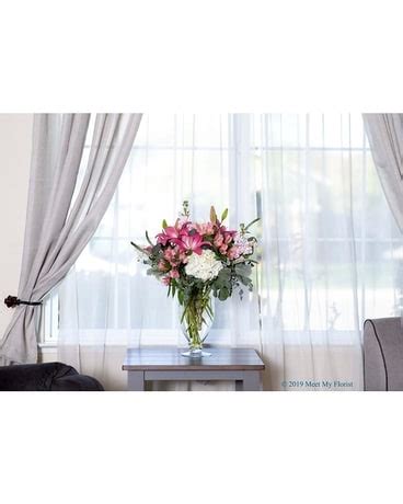 Lincoln Florist - Flower Delivery by Lincoln Florist & Gifts