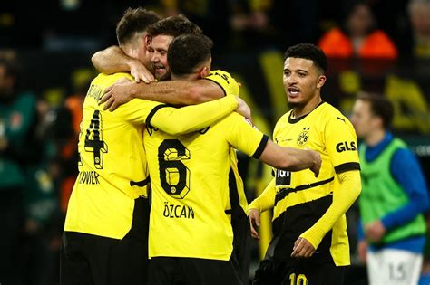 Tr S De Fullkrug Borussia Dortmund Vence Bochum E Entra No G Do