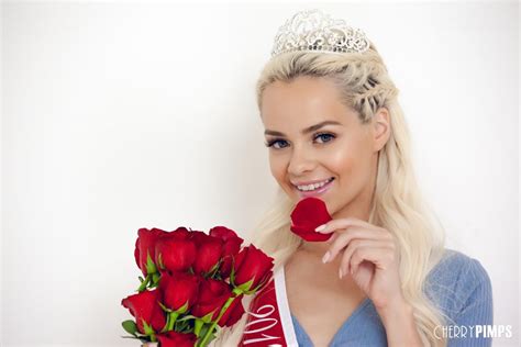 Cherry Pimps Crowns Elsa Jean Cherry Of The Year