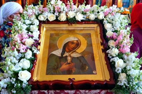 Света Ксения помага на вярващите и върши чудеса (Молитва и факти ...