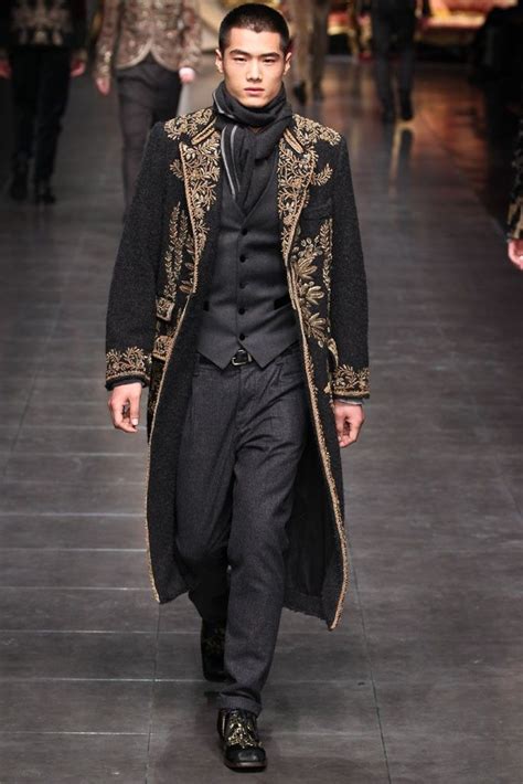 Pin by Diego Holguin on Victorian fashion | Mens masquerade outfit ...