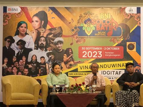 Idgitaf Vina Panduwinata Dan Musisi Lintas Generasi Ramaikan Solo