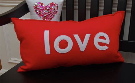 Valentine’s Pillows | Valentines pillows, Cute pillows, Pillows