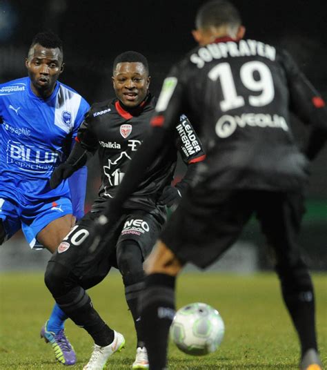 Football Ligue 2 Niort DFCO Un Moindre Mal