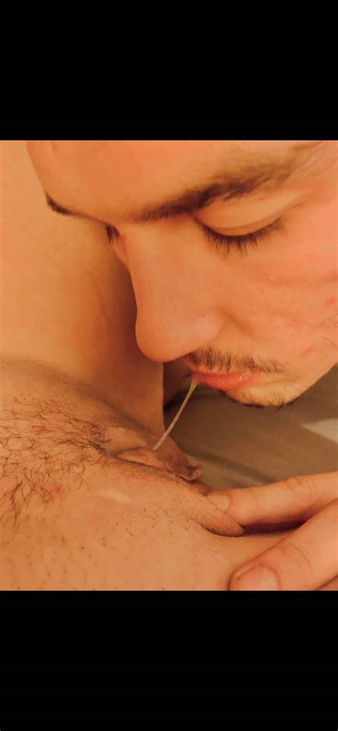 Who Wants To Eat My Wet Pussy Next Scrolller