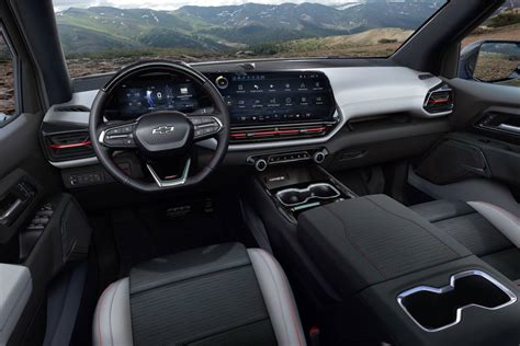 Chevrolet Avalanche 2022 Interior