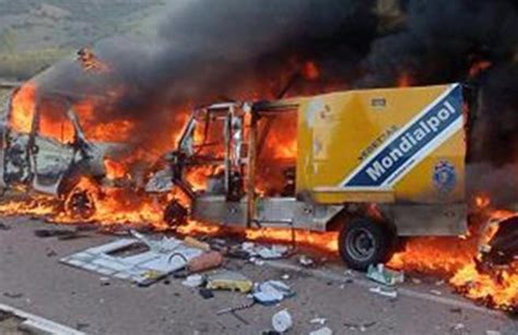 Assalto A Portavalori Sulla Sparatoria E Auto In Fiamme