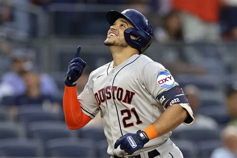 Astros rookie Yainer Diaz has patience and pop - Our Esquina