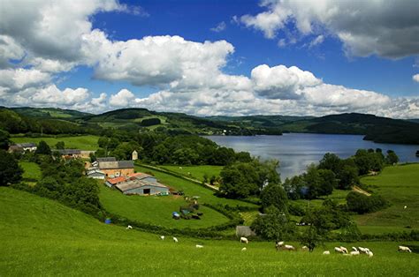 Le Lac De Panneci Re Bijou Du Morvan M Connu La Bourgogne