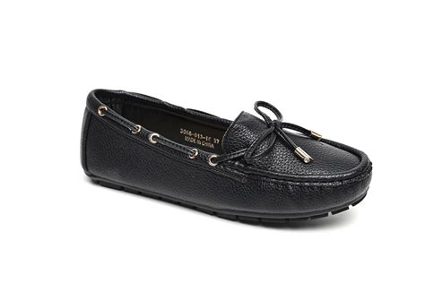 3006-013-IC – Icon Style Shoe Store