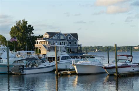 Pettis Marine Boat Yard Warwick Ri