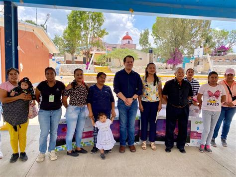 USEBEQ on Twitter Entrega de equipo de cómputo en la primaria Jaime