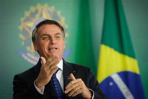 Passar fome no Brasil é uma grande mentira afirma Bolsonaro Fato a