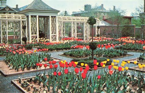 Postcard 18th Century Garden Philadelphia Pennsylvania Independence